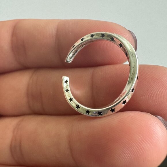 925 Sterling Silver Star Band Ring – Adjustable Open Design - Picture 6 of 6